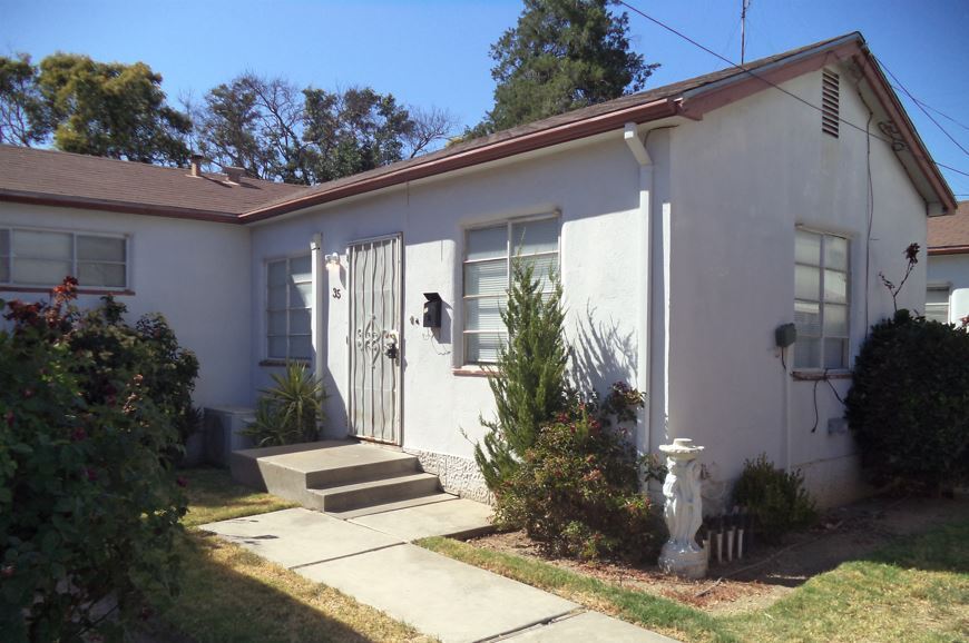 35 W 23rd St in Merced, CA - Building Photo