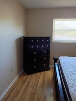 9881 113th St, Unit Seminole Oaks Apt 215 in Seminole, FL - Building Photo