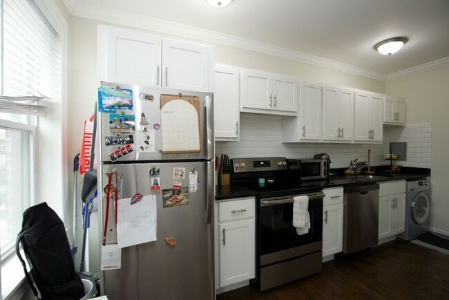 3345 N Marshfield Ave in Chicago, IL - Building Photo - Building Photo