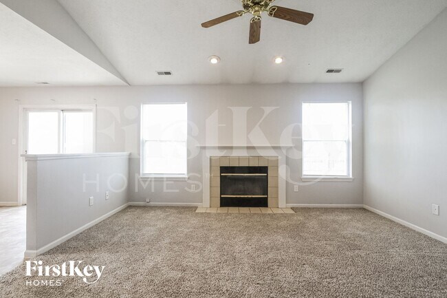 1111 Berwyn Rd in Whiteland, IN - Building Photo - Building Photo