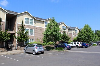 683 NE 162nd Ave in Portland, OR - Building Photo - Building Photo