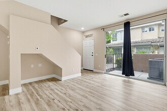 2288 Cabo Bahia in Chula Vista, CA - Building Photo - Building Photo