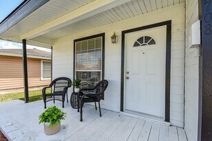 2708 Morningside Ln in Pasadena, TX - Building Photo