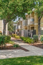 Creekside Village in Pittsburg, CA - Building Photo - Building Photo