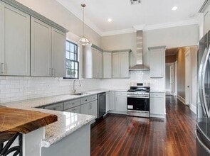 5036 N Rampart St in New Orleans, LA - Foto de edificio - Building Photo