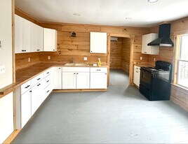 38 Main St, Unit 5 in Jay, ME - Building Photo