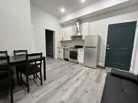 106 S 42nd St in Philadelphia, PA - Building Photo