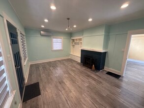 396 N Mentor Ave, Unit 396 in Pasadena, CA - Foto de edificio - Building Photo