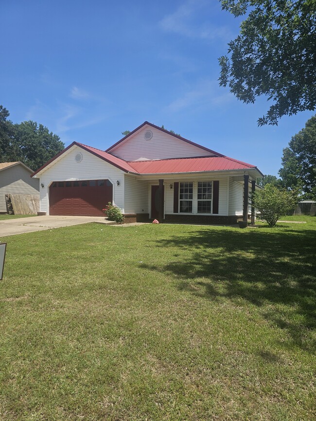 property at 2013 Cherrybark Bend