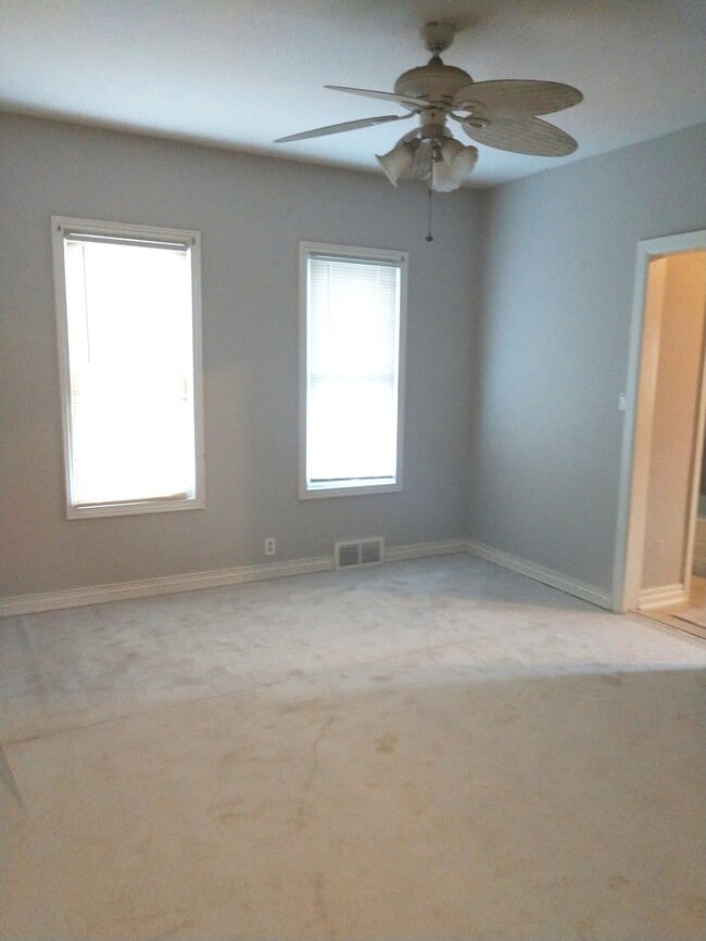853 Adams St in Waukegan, IL - Building Photo - Building Photo