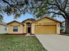 2016 Cattleman Dr in Brandon, FL - Building Photo