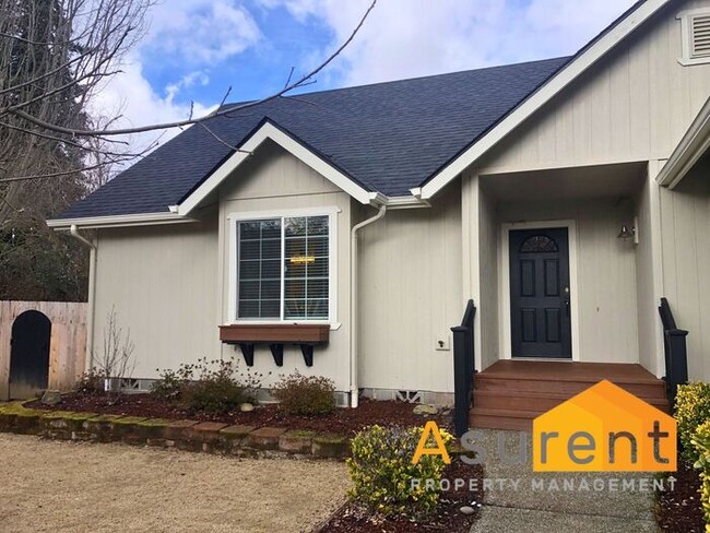 property at 132 SW Verstappen Ln