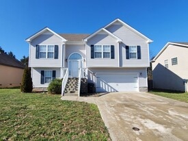 1256 Morstead Dr in Clarksville, TN - Building Photo