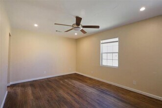 1004 W Cayuga Dr in Athens, TX - Building Photo - Building Photo