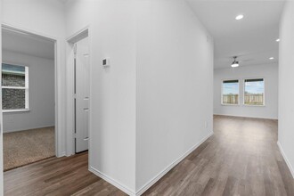 18571 Bernoulli Dr in New Caney, TX - Building Photo - Building Photo