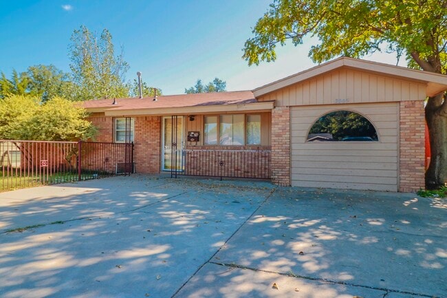 property at 2005 43rd St