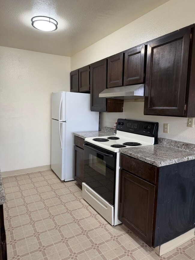 property at 204 NW 14th St