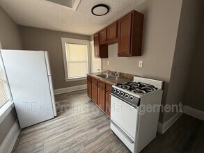 355 Broadway in Rochester, NY - Building Photo - Building Photo