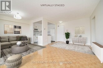 666 Spadina Ave. in Toronto, ON - Building Photo - Building Photo