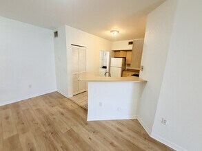 1302 Belmont Ln in North Lauderdale, FL - Building Photo - Building Photo