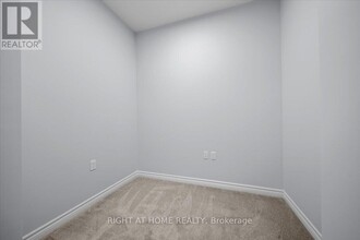 1350-1350 Hemlock Rd in Ottawa, ON - Building Photo - Building Photo
