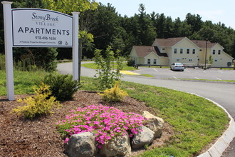 Stony Brook Village in Westford, MA - Building Photo - Building Photo