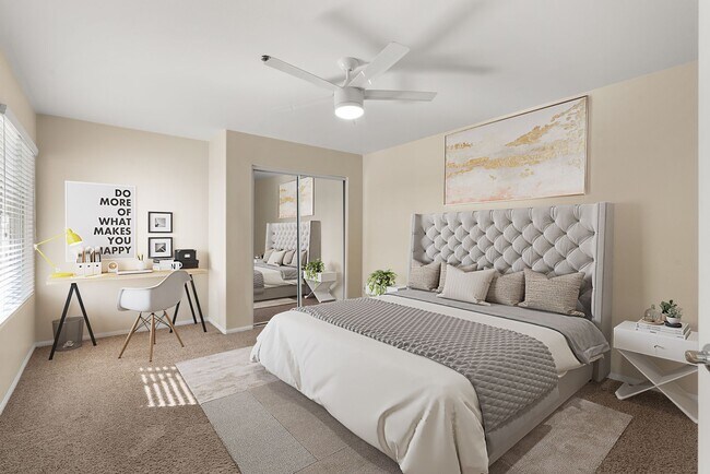 Newly Renovated! Santa Fe Apartments II in San Jacinto, CA - Building Photo - Building Photo
