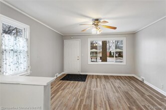 6027 Wilmer St in Westland, MI - Foto de edificio - Building Photo