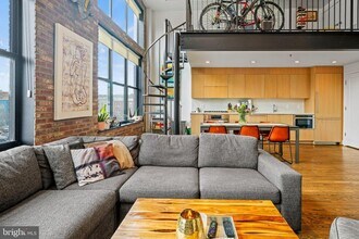 1111 W St NW in Washington, DC - Building Photo - Building Photo