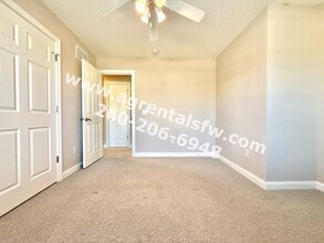 8819 Strathmore Ln in Fort Wayne, IN - Building Photo - Building Photo