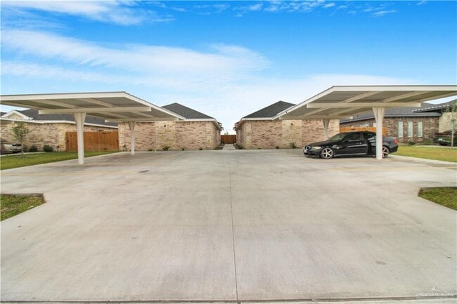 property at 2813 E Israel Ave