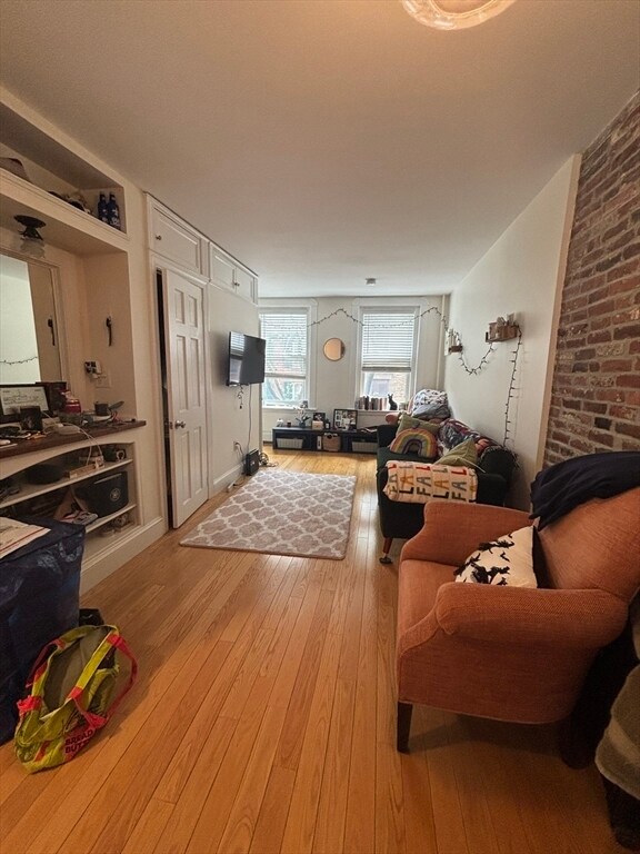 37 Garden St, Unit 5 in Boston, MA - Building Photo - Building Photo