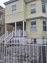 176 Springdale Ave in East Orange, NJ - Building Photo