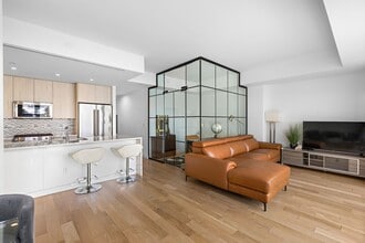 800 Ave at Port Imperial in Weehawken, NJ - Building Photo - Building Photo