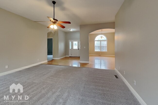 5651 N 13th Ave in Ozark, MO - Building Photo - Building Photo