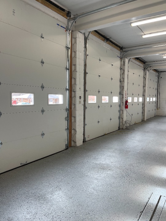 200 W Chestnut Ave in Vineland, NJ - Building Photo