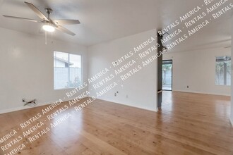 5624 W Townley Ave in Glendale, AZ - Building Photo - Building Photo
