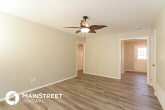 309 S Dallas Ave in Moore, OK - Foto de edificio - Building Photo