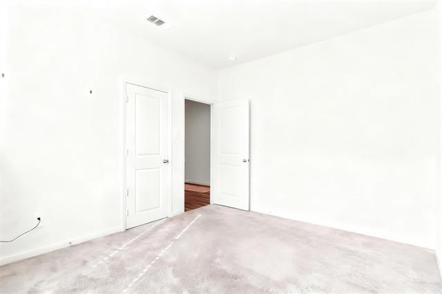 404 Stone Creek Blvd in Glenn Heights, TX - Building Photo - Building Photo