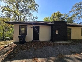 10 Fountain Cir in Chattanooga, TN - Building Photo