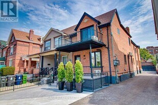 671 Dufferin St in Toronto, ON - Building Photo