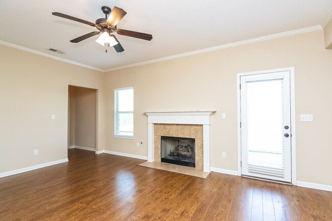185 Cypress Point Rd in Oakland, TN - Building Photo - Building Photo