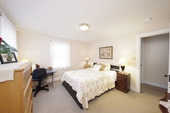 723 S Allen St in State College, PA - Building Photo - Building Photo