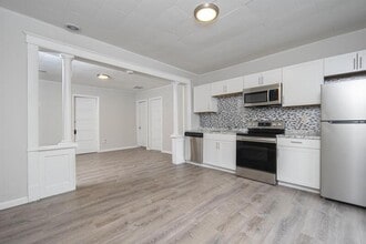 369 5th Ave in Troy, NY - Building Photo - Building Photo