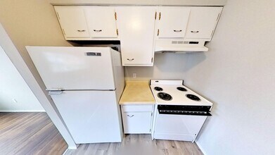 138-154 Woodhill Dr in Rochester, NY - Foto de edificio - Interior Photo