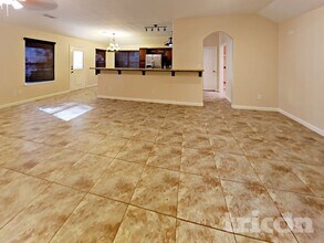 3618 Cross Green Ln in Spring, TX - Foto de edificio - Building Photo