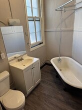 304 N Main St in Mitchell, SD - Building Photo - Building Photo