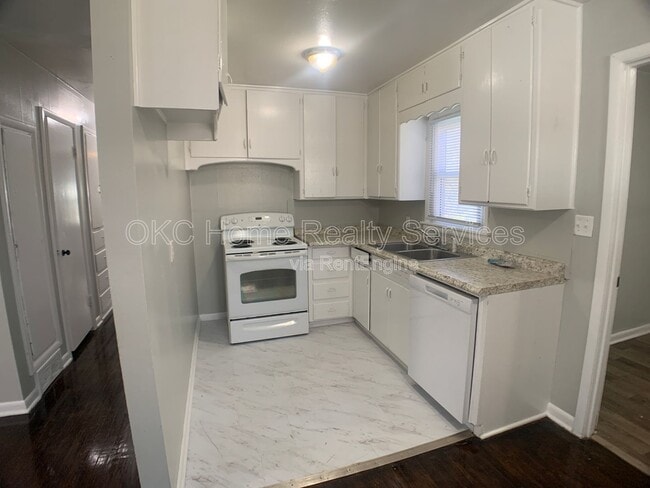 3117 N Lindsay Ave in Oklahoma City, OK - Building Photo - Building Photo