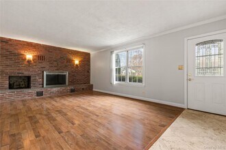 29 Avondale Rd in Harrison, NY - Building Photo - Building Photo