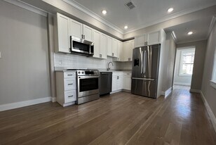 47 Englewood Ave, Unit 1 in Boston, MA - Building Photo